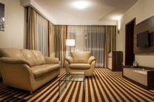 POZNANSKI hoteluri în Polonia Poznań apartamente restaurant evenimente